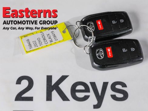 Used 2022 Toyota Corolla Cross LE image 25