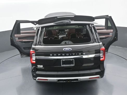 Used 2024 Ford Expedition Limited image 78