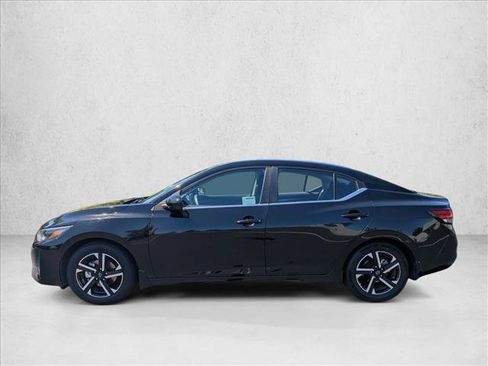 Used 2024 Nissan Sentra SV FWD image 9