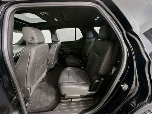 Used 2023 Chevrolet Traverse LT w/ LT Premium Package image 33