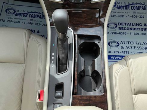 Used 2016 Buick LaCrosse Leather FWD image 24