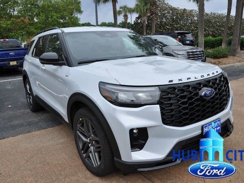 New 2026 Ford Explorer ST-Line RWD image 7