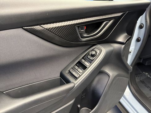 Used 2019 Subaru Crosstrek 2.0i Premium image 11