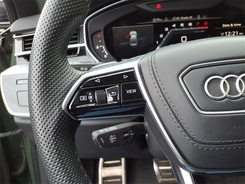 Used 2023 Audi S8 image 17