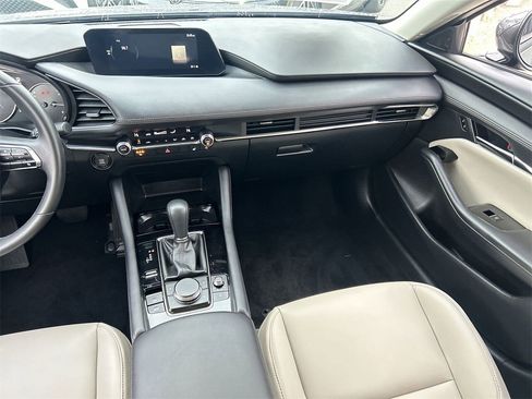 Used 2024 MAZDA MAZDA3 s image 13