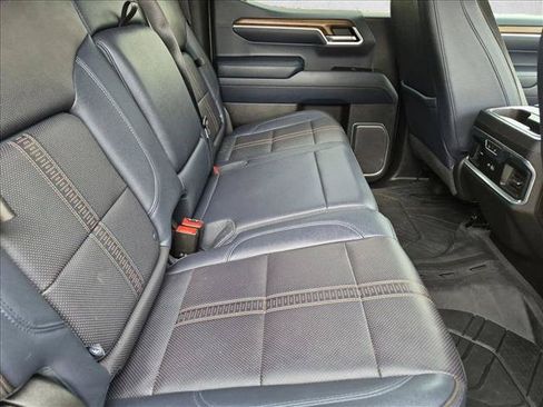 Used 2022 Chevrolet Silverado 1500 High Country w/ High Country Premium Package AWD/4WD image 20