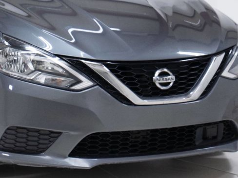 Used 2018 Nissan Sentra SV FWD image 10