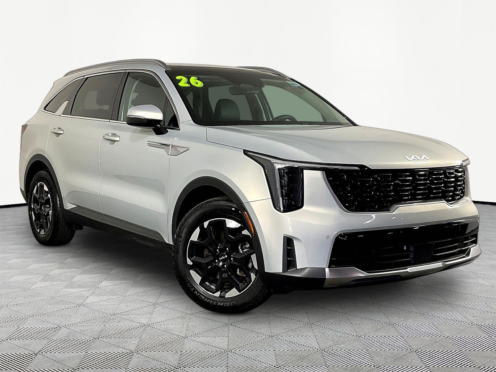 Certified 2026 Kia Sorento S w/ S Panoramic Sunroof Package FWD image 3