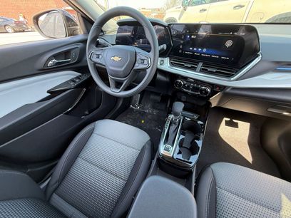 New 2026 Chevrolet Trax LT w/ LPO, Blackout Package