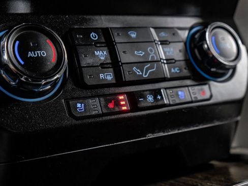 Used 2020 Ford F350 Lariat w/ Lariat Ultimate Package image 27