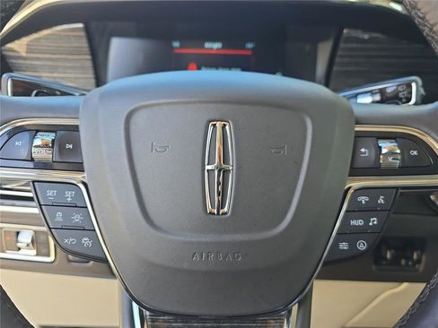 Used 2023 Lincoln Navigator Black Label image 22