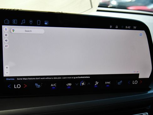 Used 2024 Chevrolet Traverse LT FWD image 30