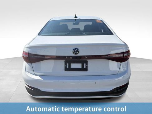 Used 2025 Volkswagen Jetta Sport FWD image 16