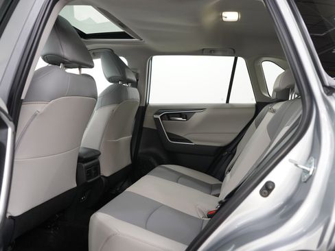 Used 2025 Toyota RAV4 XLE Premium w/ Weather Package AWD/4WD image 18