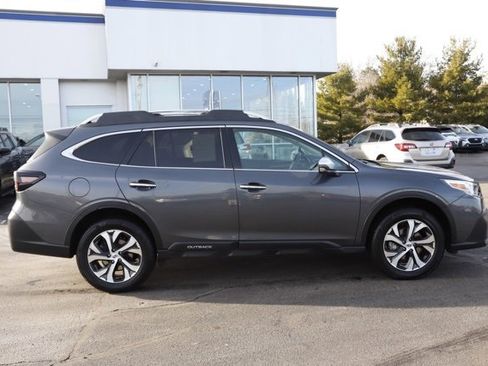Used 2020 Subaru Outback Touring XT image 2