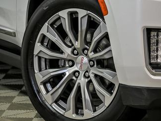 Used 2021 GMC Yukon XL Denali w/ Denali Ultimate Package AWD/4WD video 3