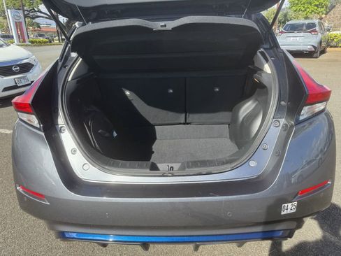 Certified 2020 Nissan Leaf SV image 11