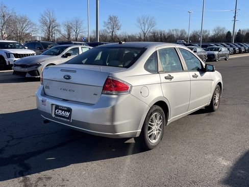 Used 2011 Ford Focus SE w/ 201A Rapid Spec Order Code image 6