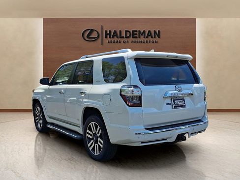 Used 2019 Toyota 4Runner Limited AWD/4WD image 4