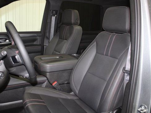 Used 2023 Chevrolet Tahoe RST w/ Luxury Package AWD/4WD image 12