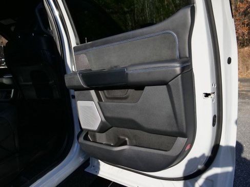 Used 2025 Ford F450 Platinum w/ FX4 Off-Road Package image 50