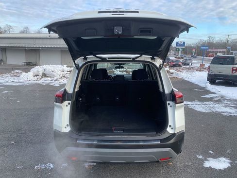 Used 2022 Nissan Rogue SV image 24