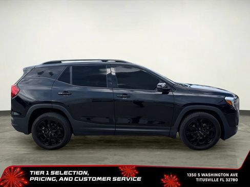 Certified 2021 GMC Terrain SLT w/ Elevation Edition FWD image 18