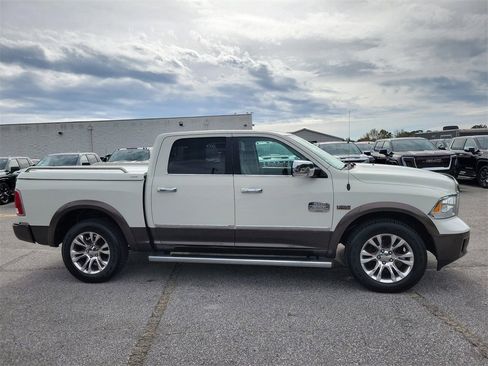 Used 2018 RAM 1500 Laramie Longhorn w/ Longhorn Southfork Package image 13