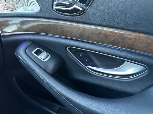 Used 2015 Mercedes-Benz S 550 S 550 image 39