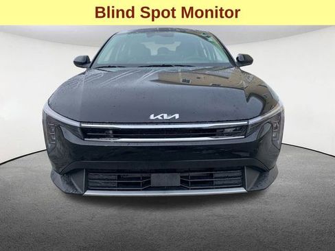 Used 2025 Kia K4 EX image 4
