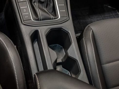 Used 2024 Volkswagen Jetta SE FWD image 22