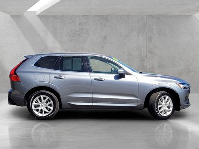 Used 2021 Volvo XC60 T5 Momentum
