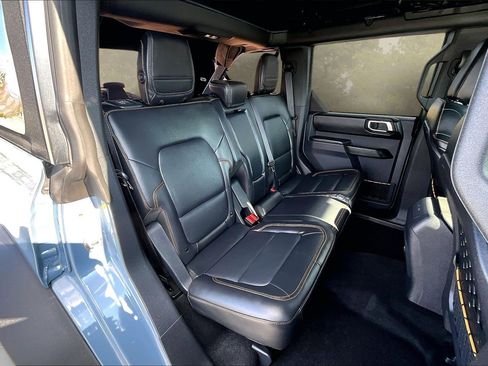 Certified 2024 Ford Bronco Badlands image 27