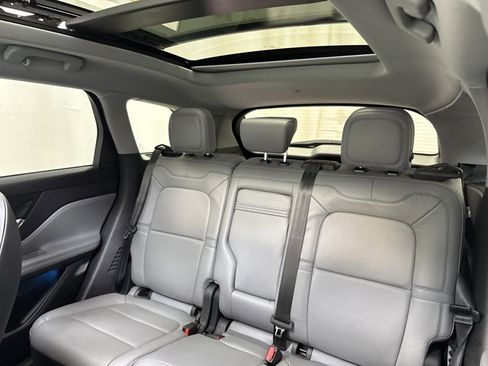 Used 2020 Lincoln Corsair Reserve w/ Equipment Group 201A image 13