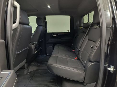 Used 2024 GMC Sierra 2500 Denali w/ Denali Reserve Package AWD/4WD image 19