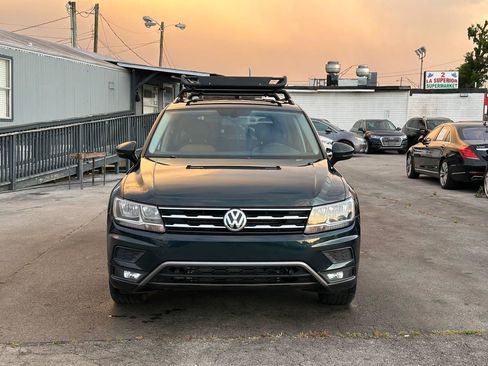 Used 2018 Volkswagen Tiguan SE w/ 18" Alloy Wheels Package AWD/4WD image 5