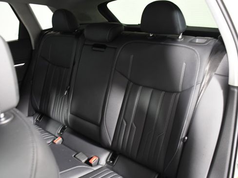 Used 2021 Audi e-tron Prestige w/ Prestige Package image 26