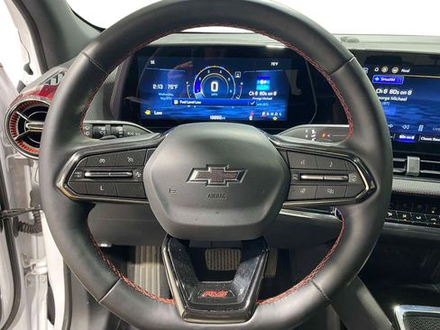 Used 2025 Chevrolet Equinox RS w/ Safety and Technology Package FWD image 20