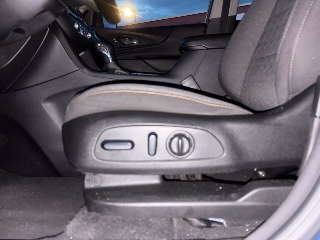 Used 2024 Chevrolet Equinox LT AWD/4WD image 9