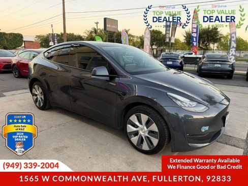 Used 2021 Tesla Model Y Long Range image 13