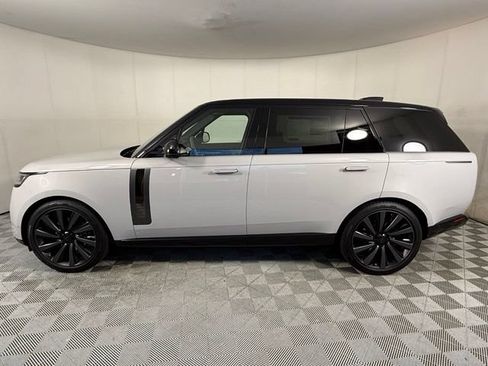 New 2026 Land Rover Range Rover SV AWD/4WD image 3