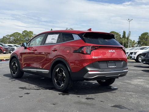 New 2027 Kia Sportage EX FWD image 6
