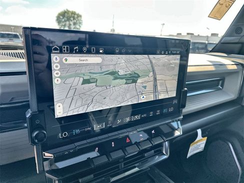 New 2026 GMC Hummer EV 2X image 28