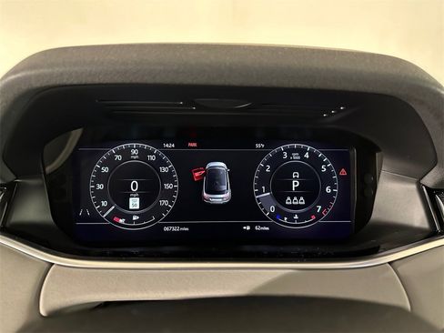 Used 2020 Land Rover Range Rover Evoque S image 16