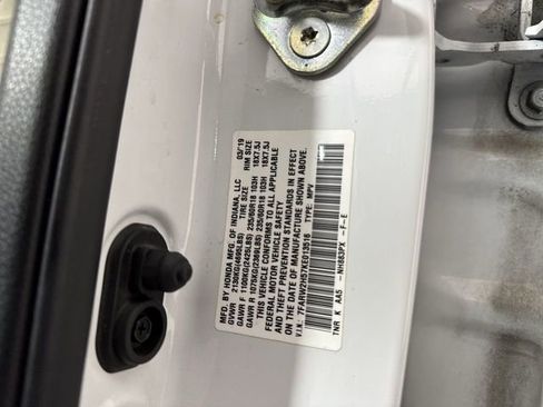 Used 2019 Honda CR-V EX image 38
