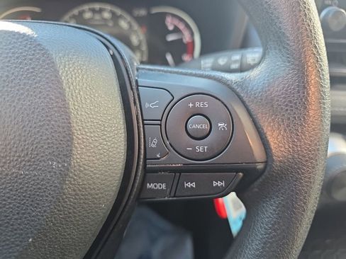 Used 2024 Toyota RAV4 LE image 22