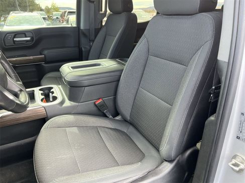 Used 2019 Chevrolet Silverado 1500 RST image 18