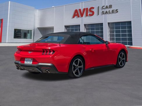 Used 2024 Ford Mustang Convertible RWD image 6