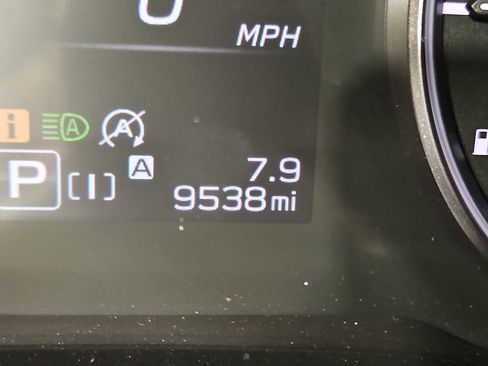 Certified 2025 Subaru Crosstrek 2.0i Premium AWD/4WD image 17