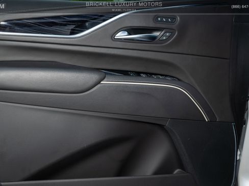 Used 2023 Cadillac Escalade V image 16